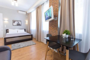 Modern studio beside metro Yaroslava Mudroho, Universytet - Chernyshevska str 95-7